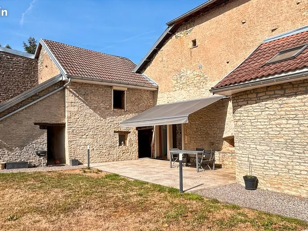 Ferme 7 pièces 215 m²