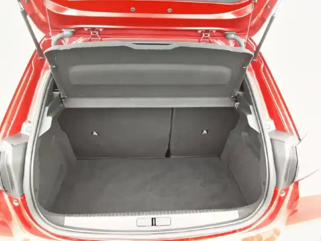 Peugeot 208 electrique 50 kwh 136ch — photo 39