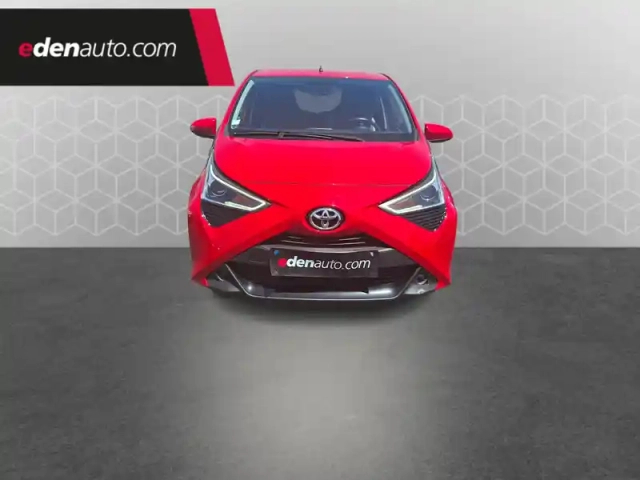 Toyota Aygo 1.0 vvt-i x-shift — photo 2
