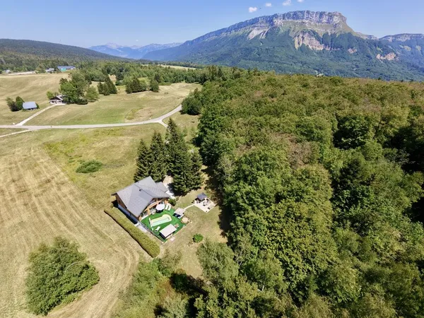 Maison de luxe 8 pièces 167 m²