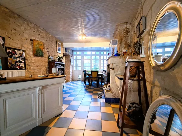 Maison 9 pièces 225 m²