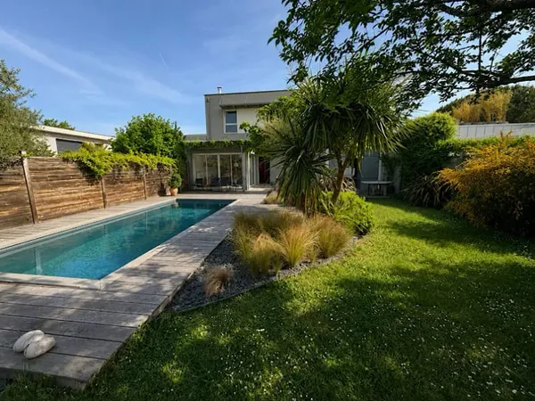 Maison 6 pièces 175 m²