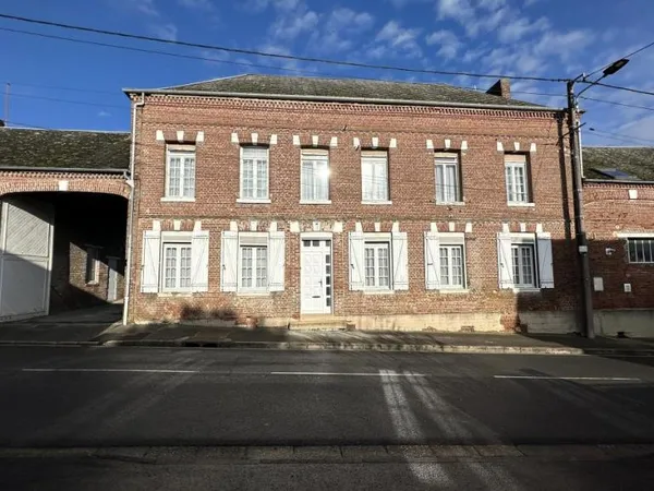 Maison 15 pièces 345 m²
