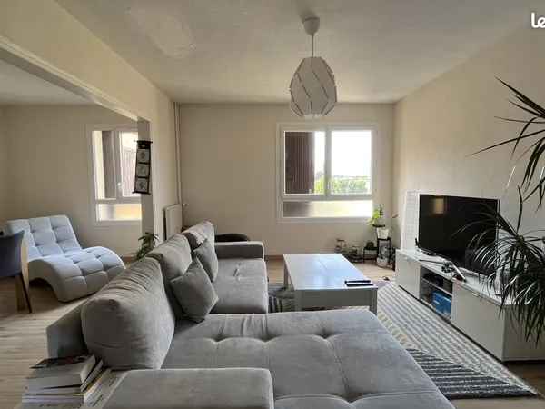 Appartement 4 pièces 77 m²