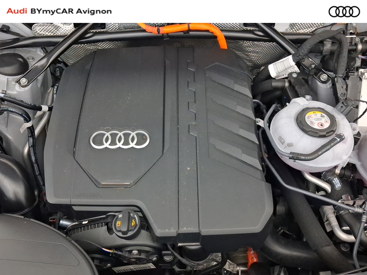 Audi Q5 Sportback 55 TFSIe 367 S tronic 7 Quattro — photo 16