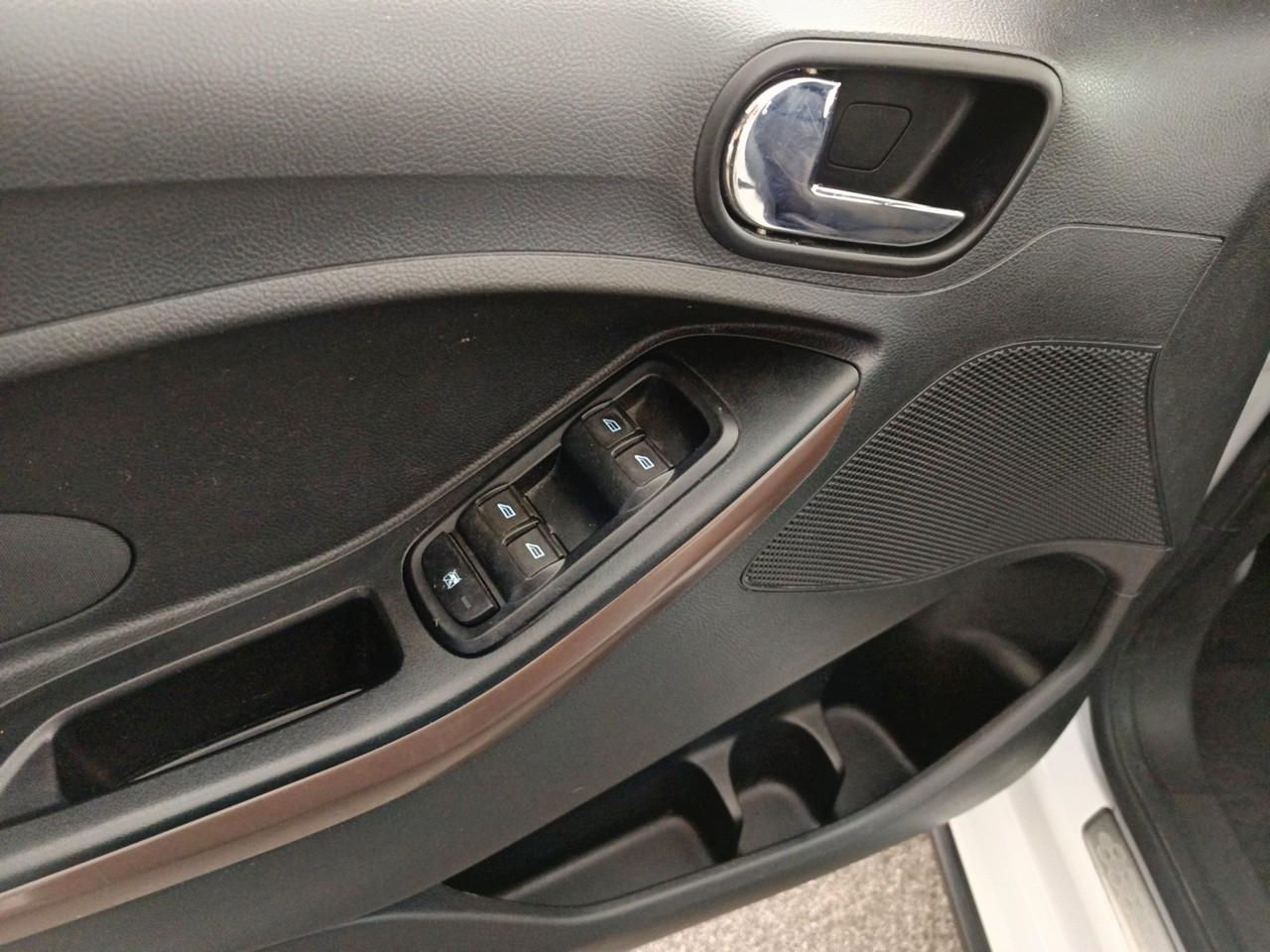 Ford Ka + 1.2 85 ch s&s active — photo 20