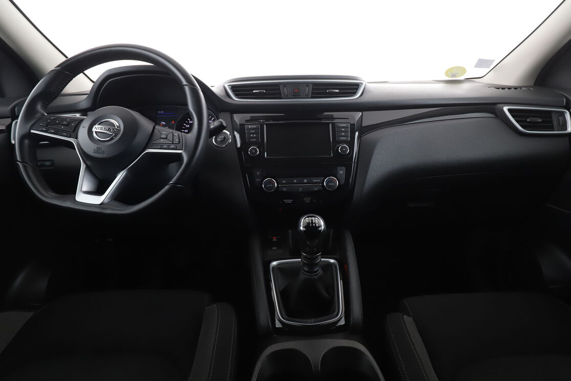 Nissan Qashqai 1.5 dCi N-Connecta — photo 11
