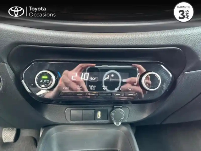 Toyota Aygo X 1.0 vvt-i 72ch dynamic my23 — photo 11
