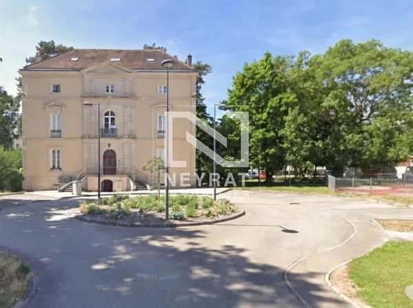 A vendre. Deux places de parking à Talant