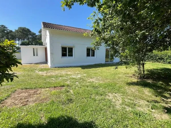 Local professionnel 136 m²