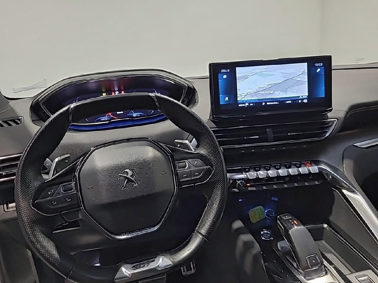 Peugeot 3008 puretech 130ch s&s eat8 gt pack — photo 9