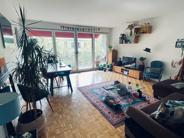 Vends appartement 90m² Paris 19ème Buttes Chaumont (Ligne 11 Pyrénées)