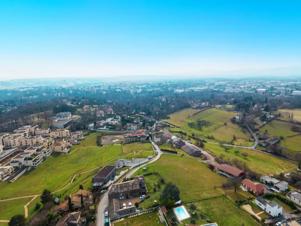 Dpt Rhône (69), à vendre SAINT DIDIER AU MONT D'OR appartement T5 de 119,75 m²