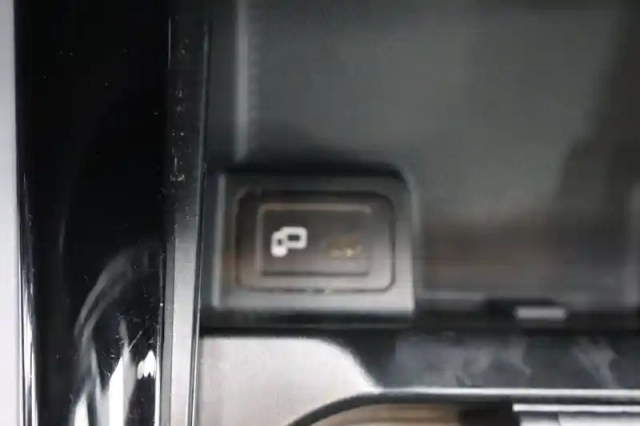 Mercedes Gla 200 d 8g-dct — photo 71