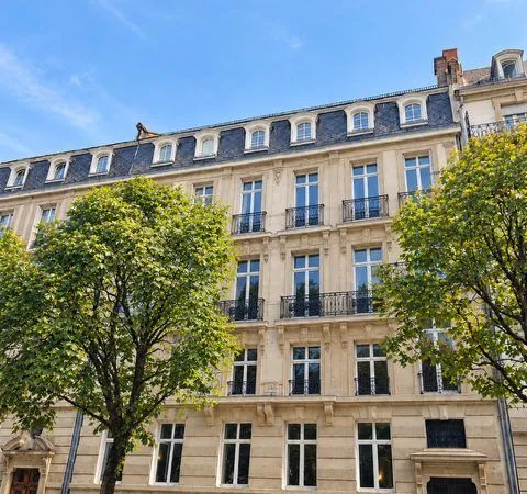 Appartement 6 pièces 207 m²