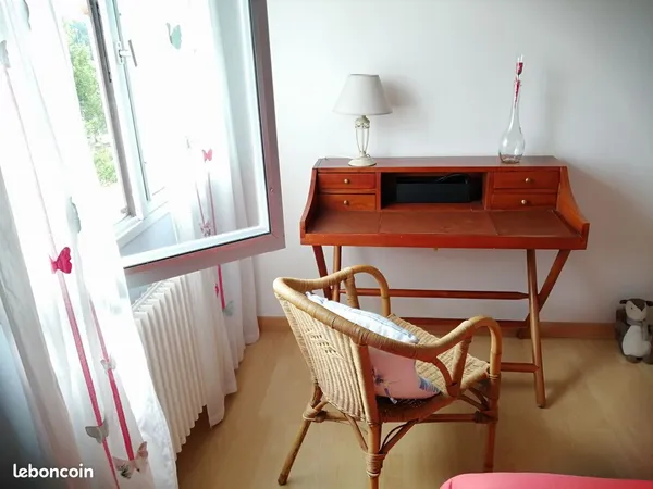 A louer chambre meublée