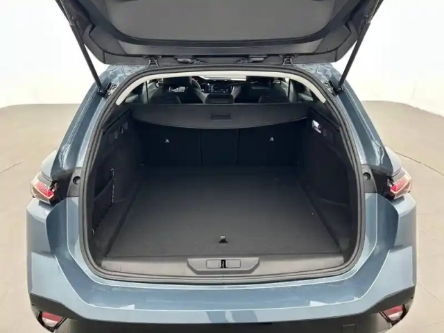 Peugeot 308 sw hybrid 145 e-dcs6 — photo 6