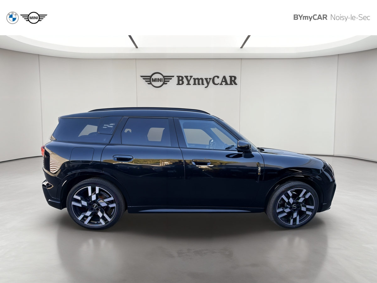 Mini Countryman E — photo 6