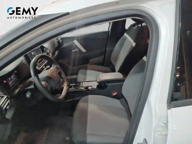 Citroën C4 puretech 130 s&amp;s eat8 — photo 27
