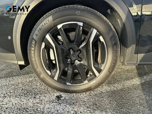 Peugeot 3008 plug-in hybrid 195 e-dcs7 — photo 11