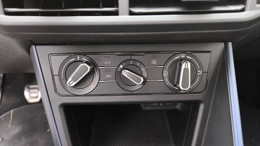 Volkswagen Polo 1.0 TSI 95 - United – 2020 – 103623 km – Essence – Boîte Manuelle — photo 21