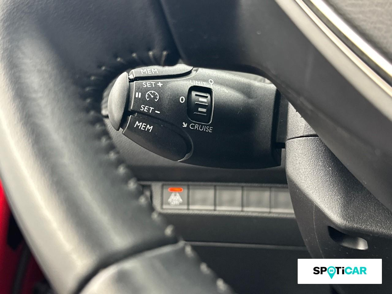 Peugeot 208 1.2 puretech 100ch s&s allure pack 118g — photo 17