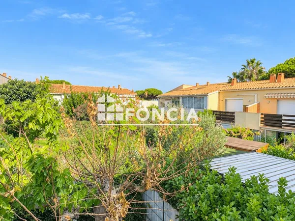 LE CAP D'AGDE - Secteur La Pinède - T2 bis avec mezzanine, piscine et gardien