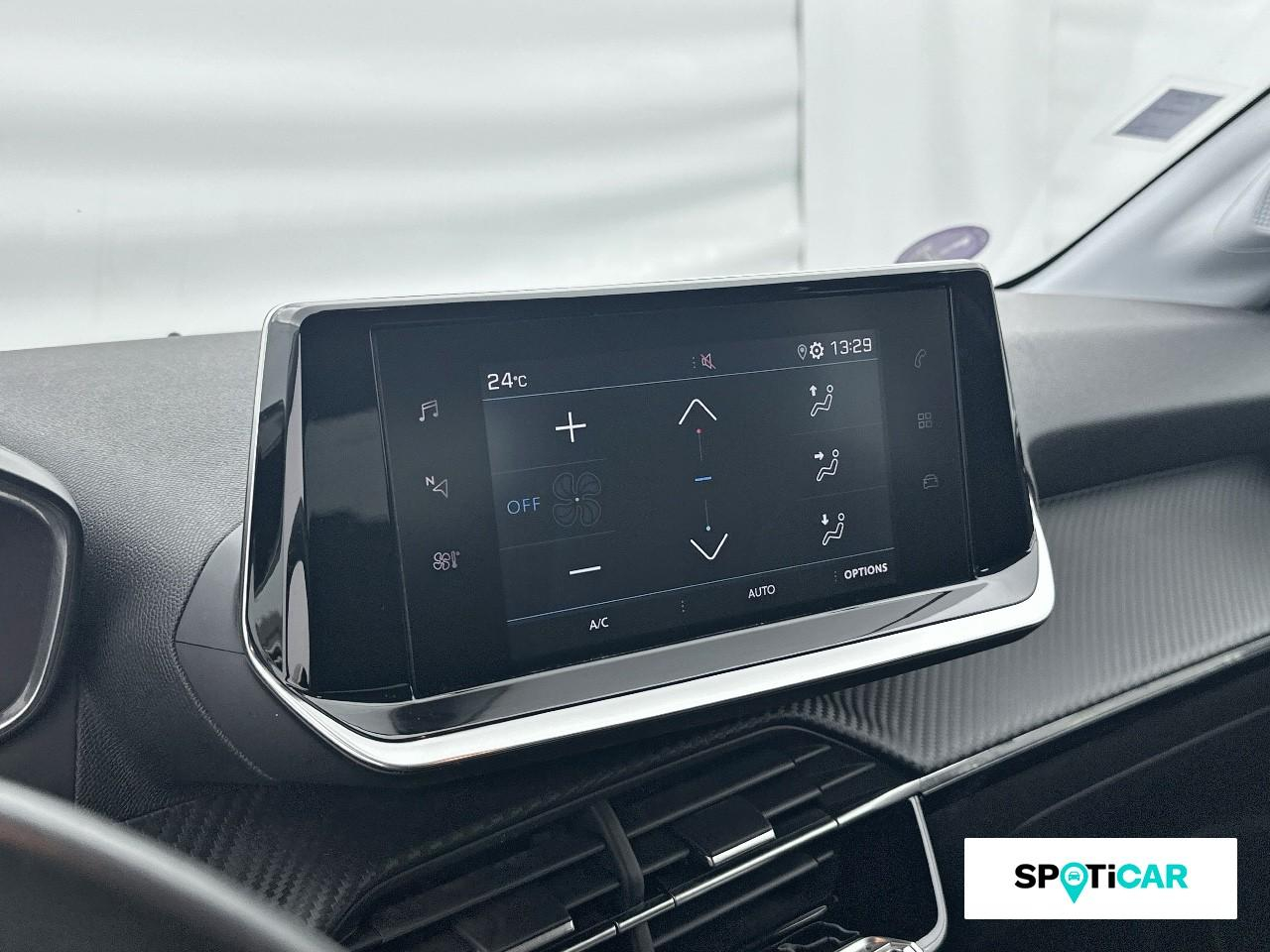 Peugeot 208 1.2 puretech 100ch s&s allure eat8 — photo 13
