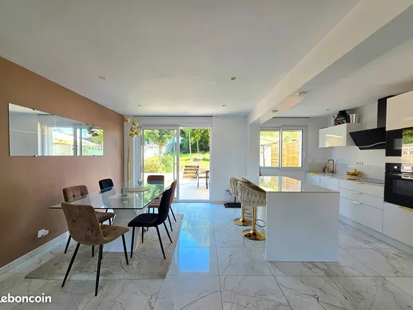 Maison 6 pièces 100 m²