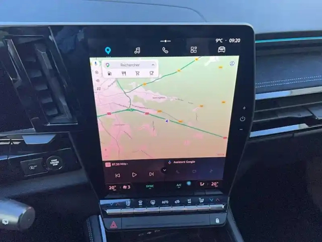 Renault Austral mild hybrid 160 auto — photo 32
