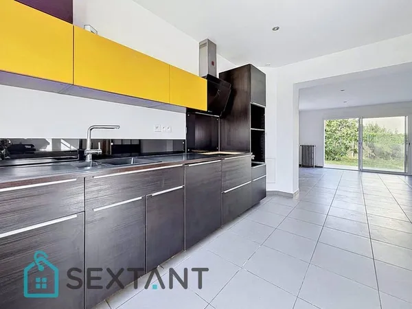 Maison 5 pièces 93 m²