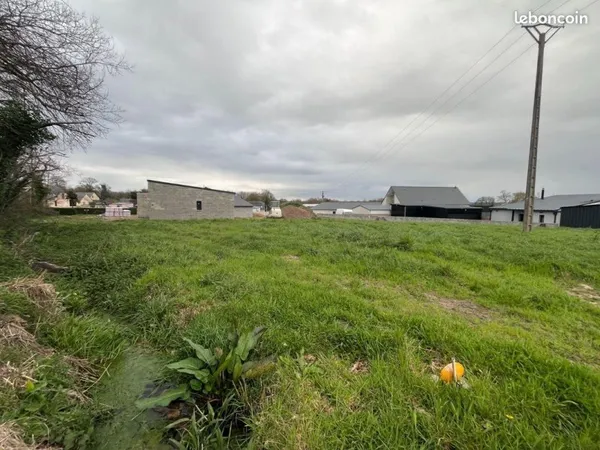 Terrain 1319 m² Baguer-Pican