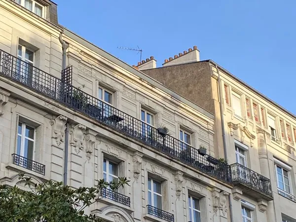 Loue T2 bis quartier Gare SNCF Angers - 2 chambres - colocation