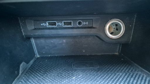 Volkswagen Touran 1.0 TSI 115 - Connect – 2019 – 91222 km – Essence – Boîte Manuelle — photo 10