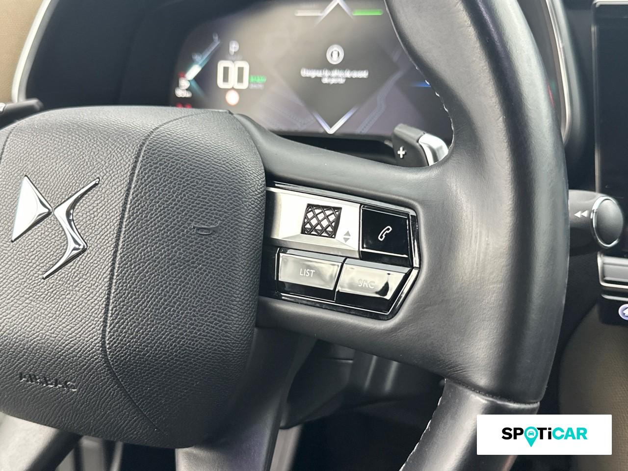 Ds Ds 7 crossback e-tense 225ch business — photo 18