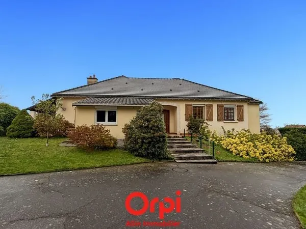 Maison 6 pièces 232 m²