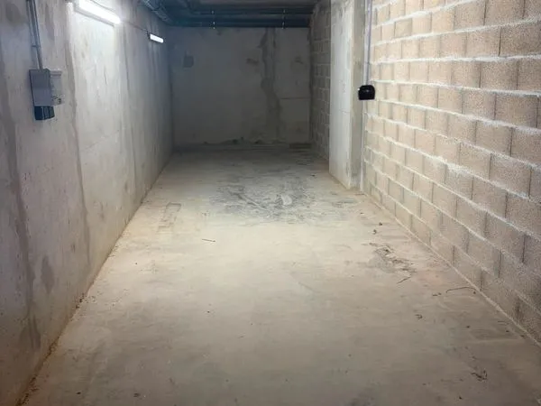 A vendre garage double à Antibes