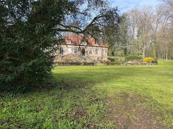 MARIVAUX/commune de HAYES