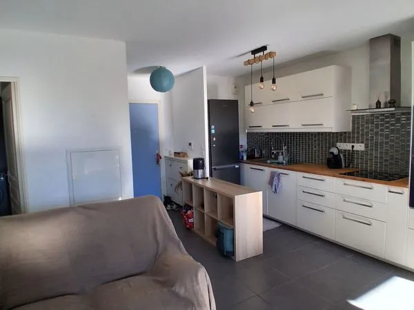 Lumineux T3 de 57 m² avec terrasse de 20m²