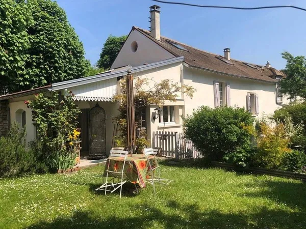 Maison 6 pièces 195 m²