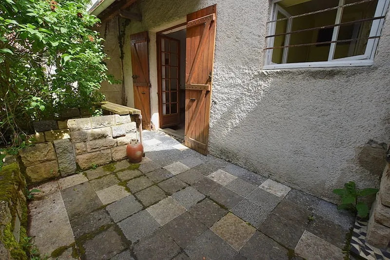 Photo 12