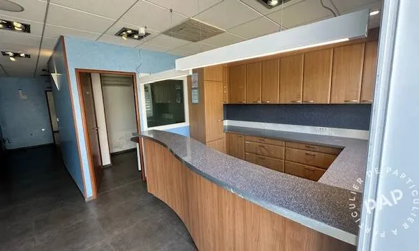 Local commercial 106 m²
