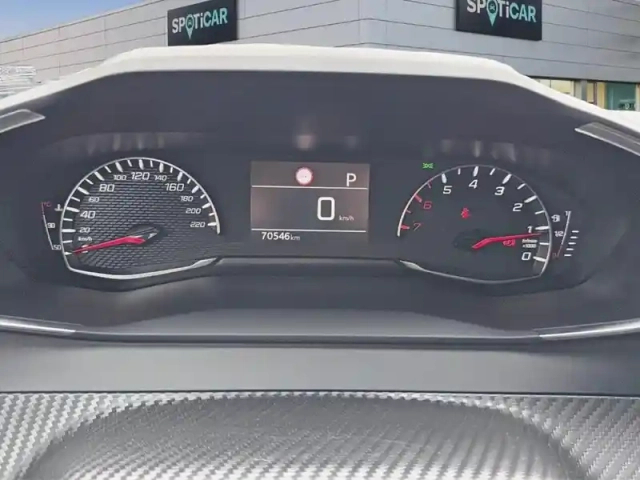 Peugeot 2008 puretech 130 s&amp;s eat8 allure — photo 21