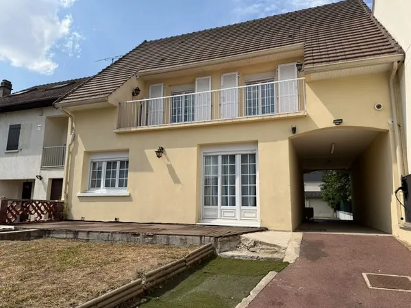 Exclusivité à Mitry-Mory maison familiale de 151 m2 édifiée