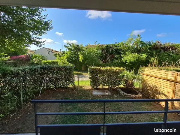 Appartement T3 avec terrasse, jardin. Proche commodités