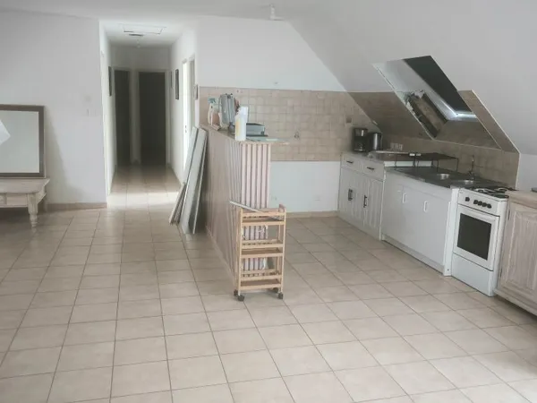 Appartement meublé Plomelin pour 3 colocataires - 750 + 120 de charges (eau + électricité)