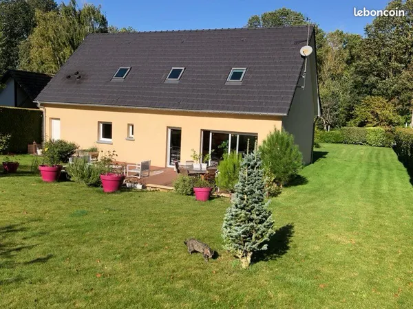 Maison individuelle 5 chambres proche Amiens