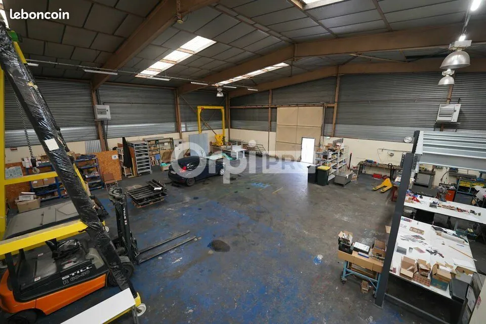 Photo 1