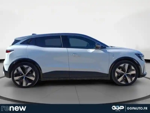 Renault Megane e-tech electric ev60 220ch techno optimum charge — photo 6