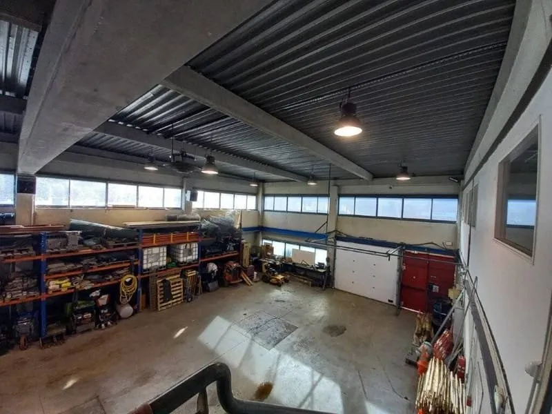 Photo 2